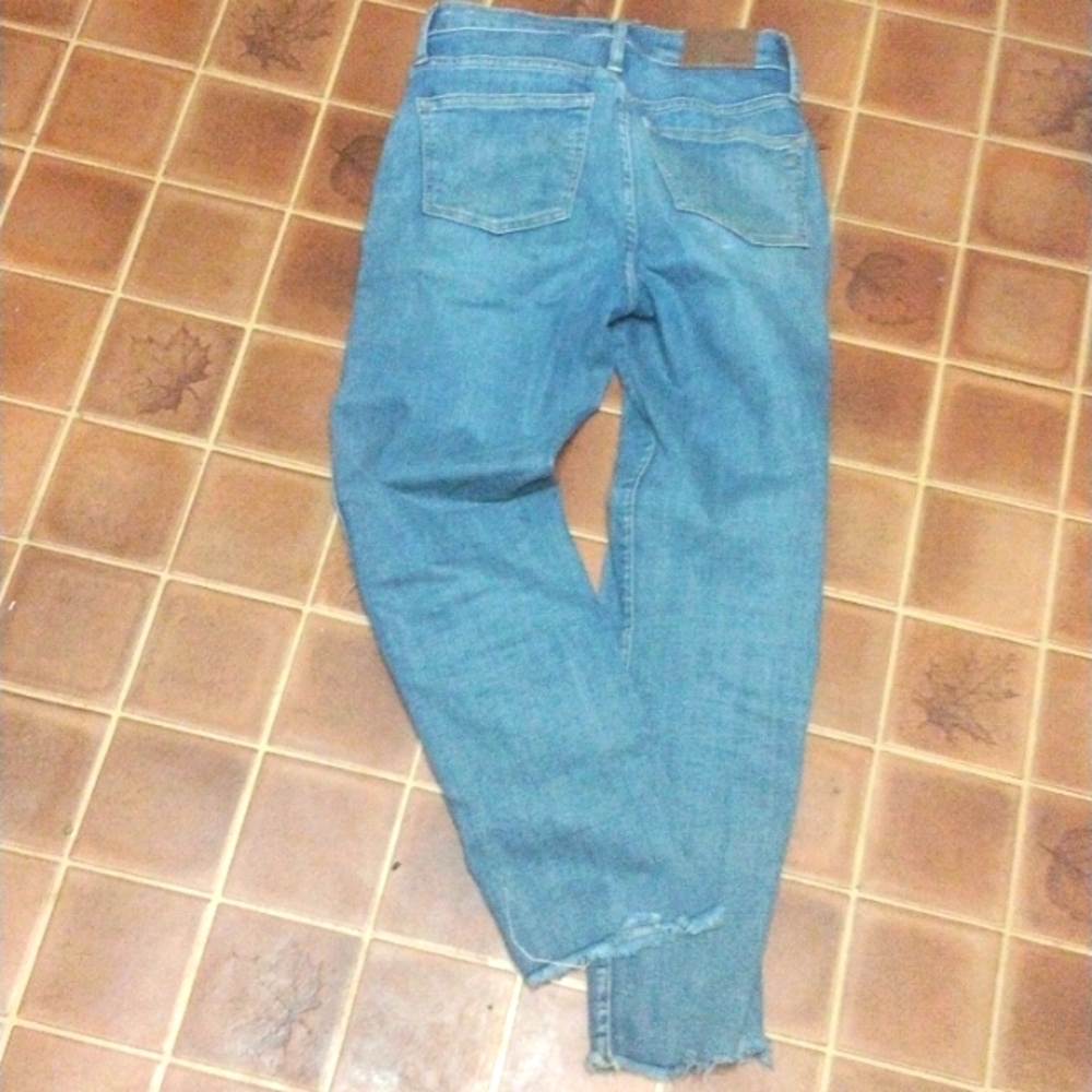 Madewell stovepipe raw edge jean